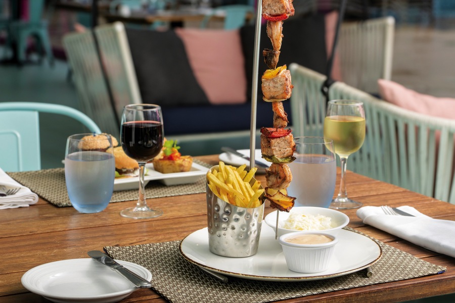 Marella Cruises Marella Explorer 2 Beach Cove Dishes ©Ben Waller 3.jpg